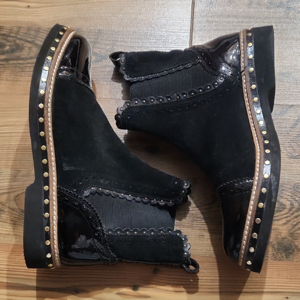 Free People Atlas Chelsea Boots Blqck Leather Stud Suede Edgy Boho Steampunk 39